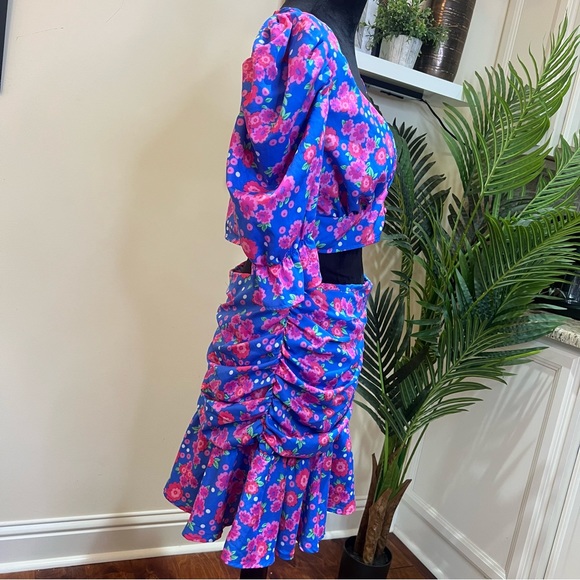 ‼️SALE‼️Boohoo DITSY FLORAL PUFF SLEEVE TOP & RUFFLE MINI SKIRT SET 10 - Picture 5 of 9